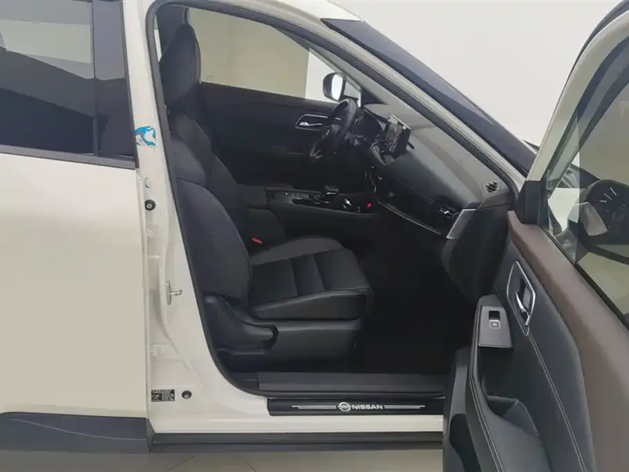 Nissan X-Trail — фото 8