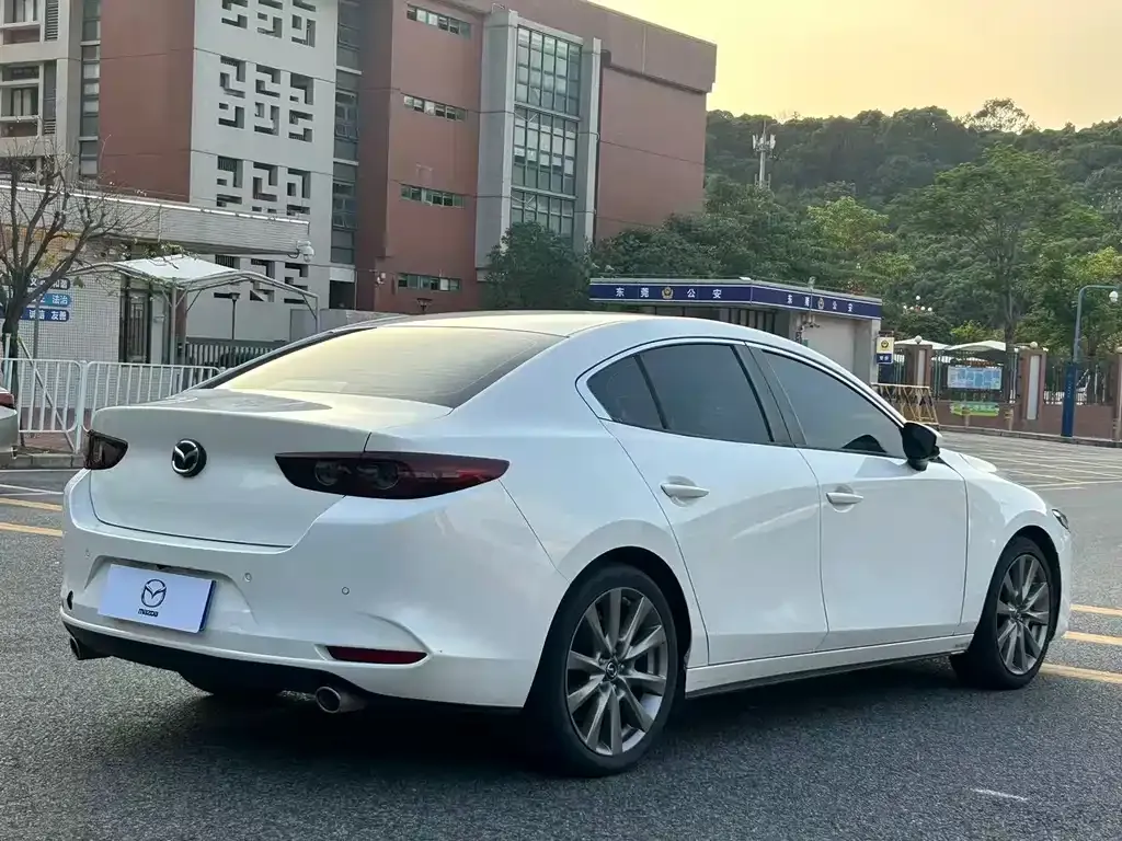 Mazda 3 Axela 2022 из CN, фото 5