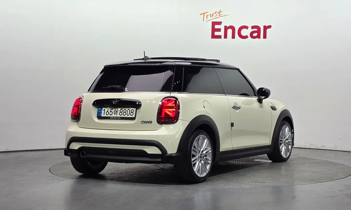 Mini Cooper 2022 из KR, фото 2
