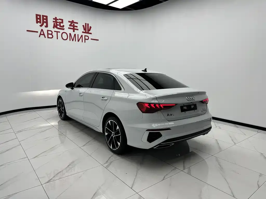 Audi A3 — фото 10