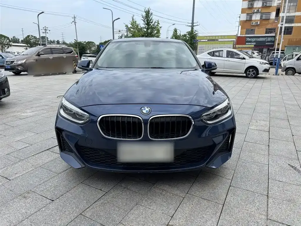 BMW 1 Series 2021 из CN, фото 3