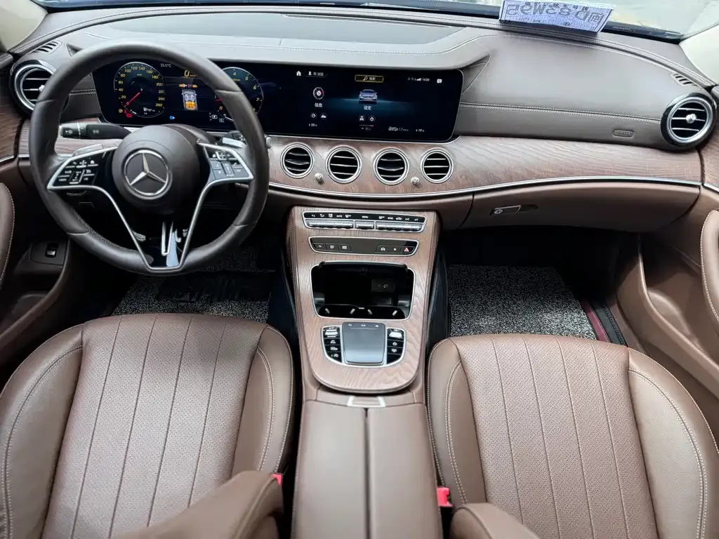Mercedes-Benz E-Class — фото 10