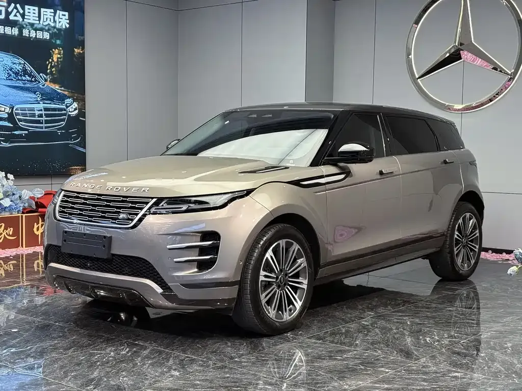 Land Rover Evoque — фото 1