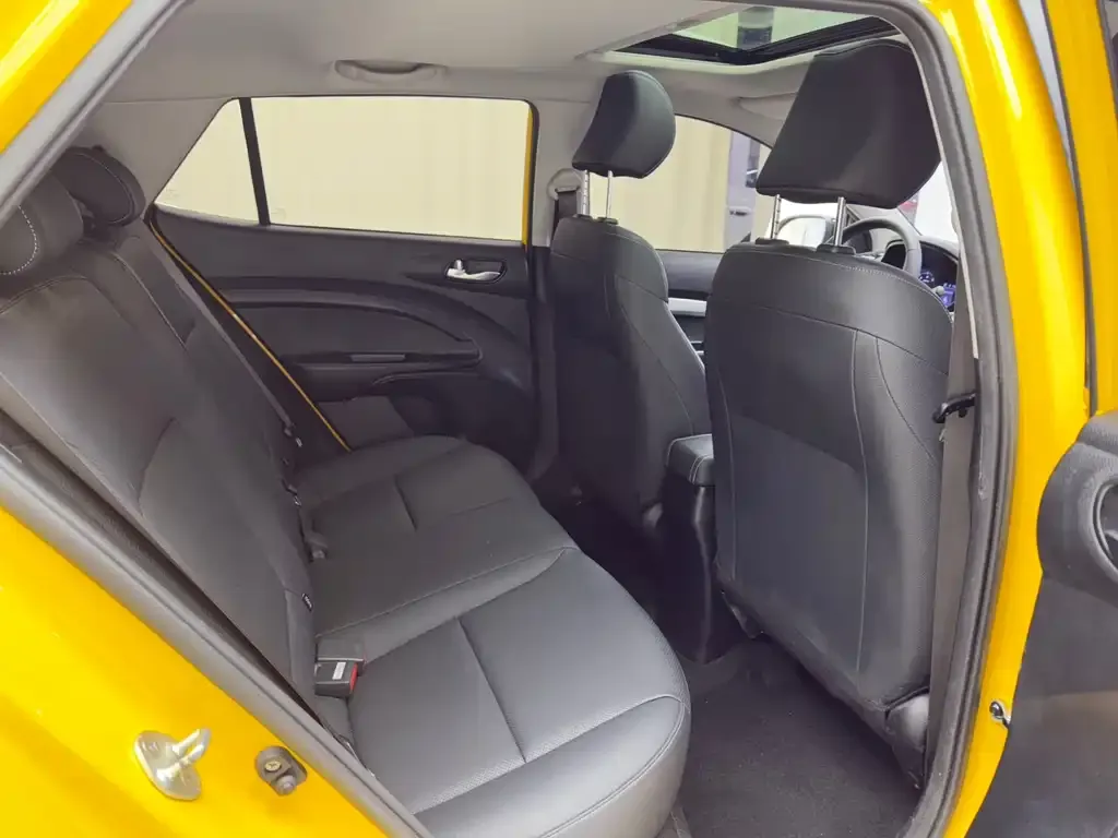 Kia KX1 2022 из CN, фото 5