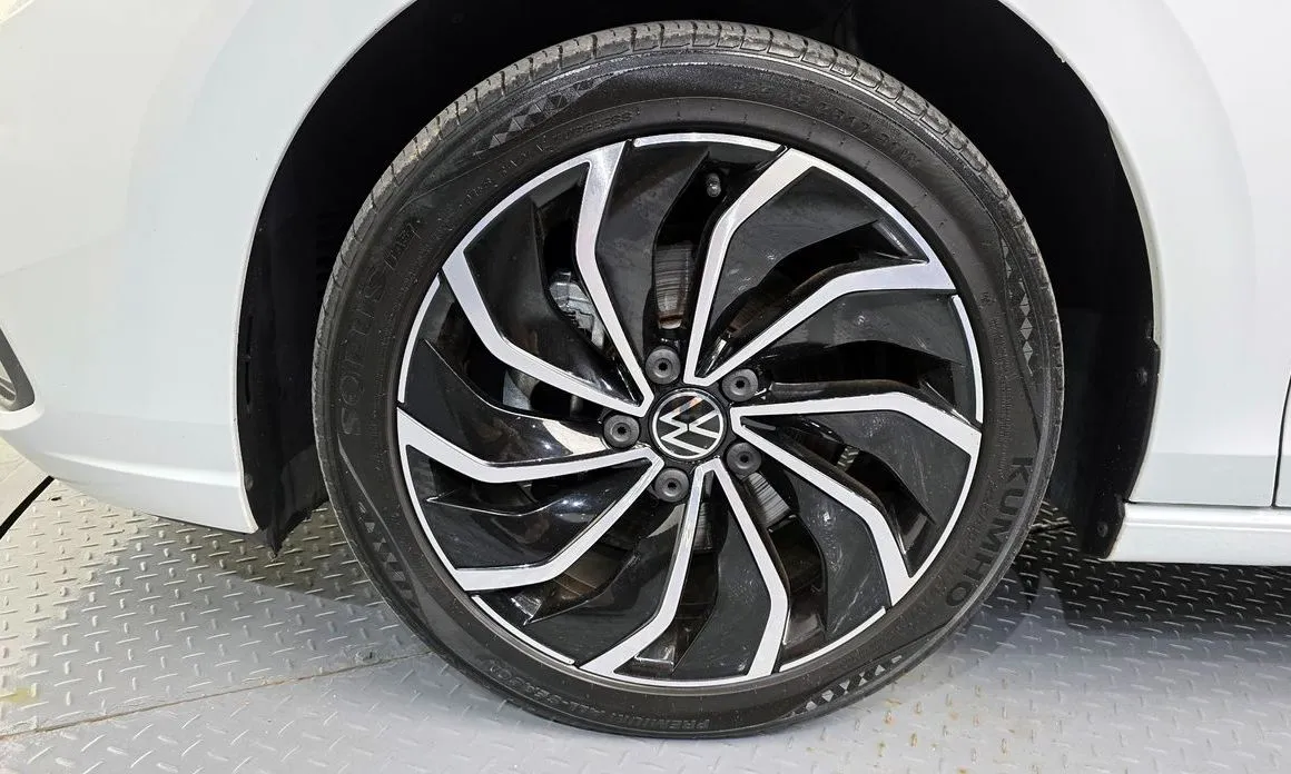 Volkswagen Golf 2022 из KR, фото 7
