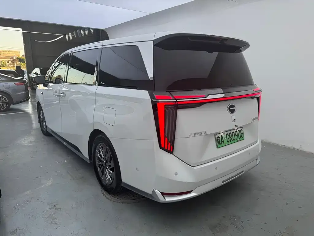 GAC Motor Trumpchi M8 — фото 4