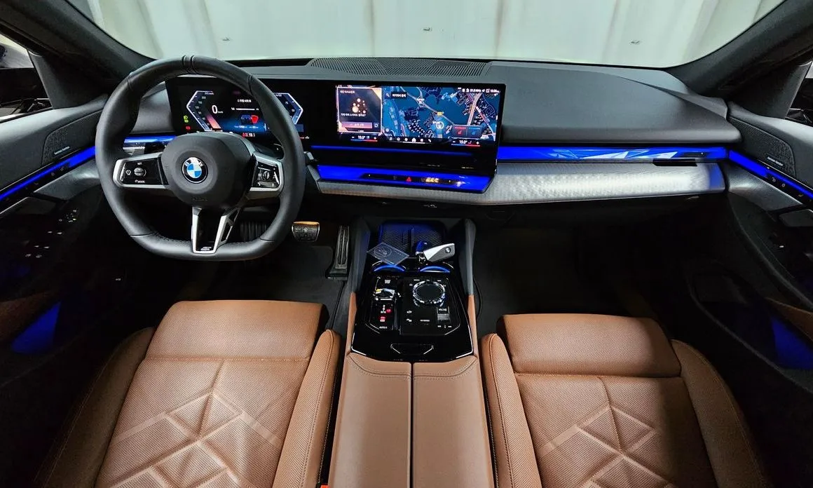 BMW 5-Series — фото 10