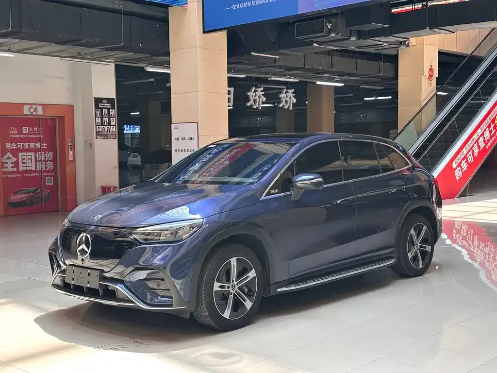 Mercedes-Benz EQE SUV