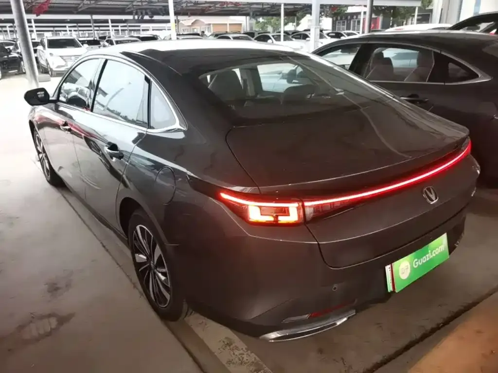 Changan Eado PHEV 2026 из CN, фото 2