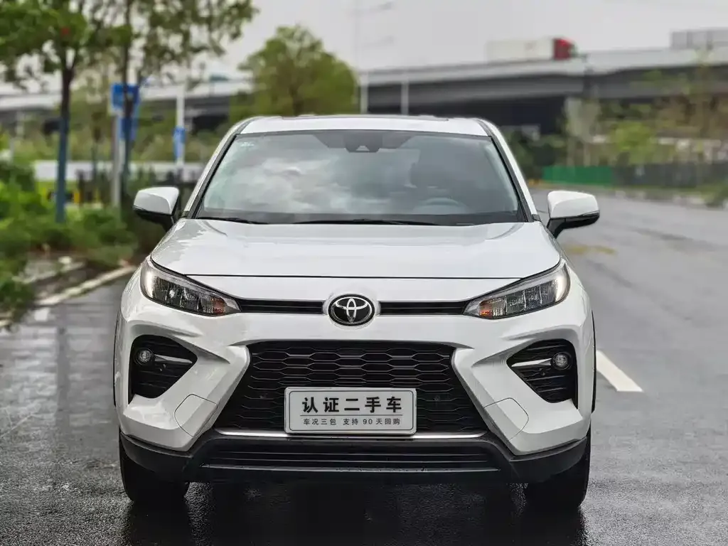 Toyota Wildlander — фото 2
