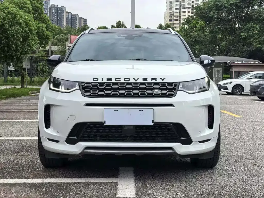 Land Rover Discovery Sport — фото 1