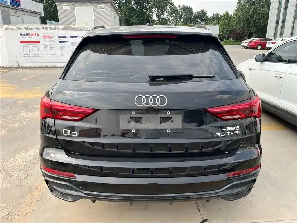 Audi Q3 — фото 2