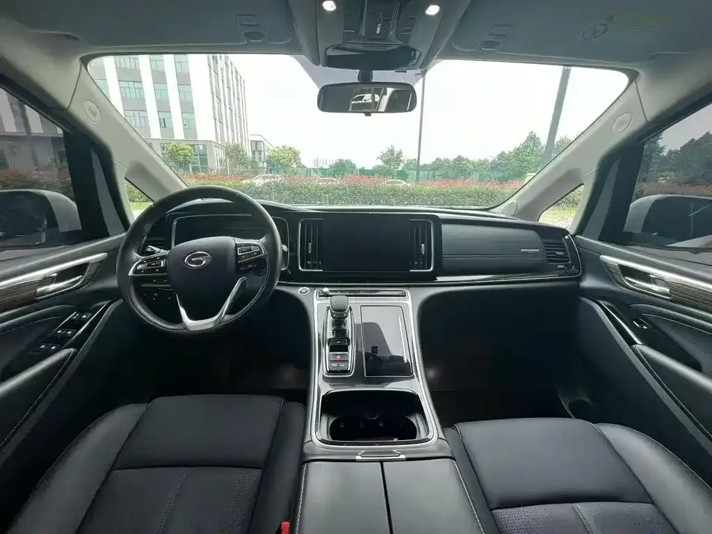 GAC Motor Trumpchi M8 — фото 2