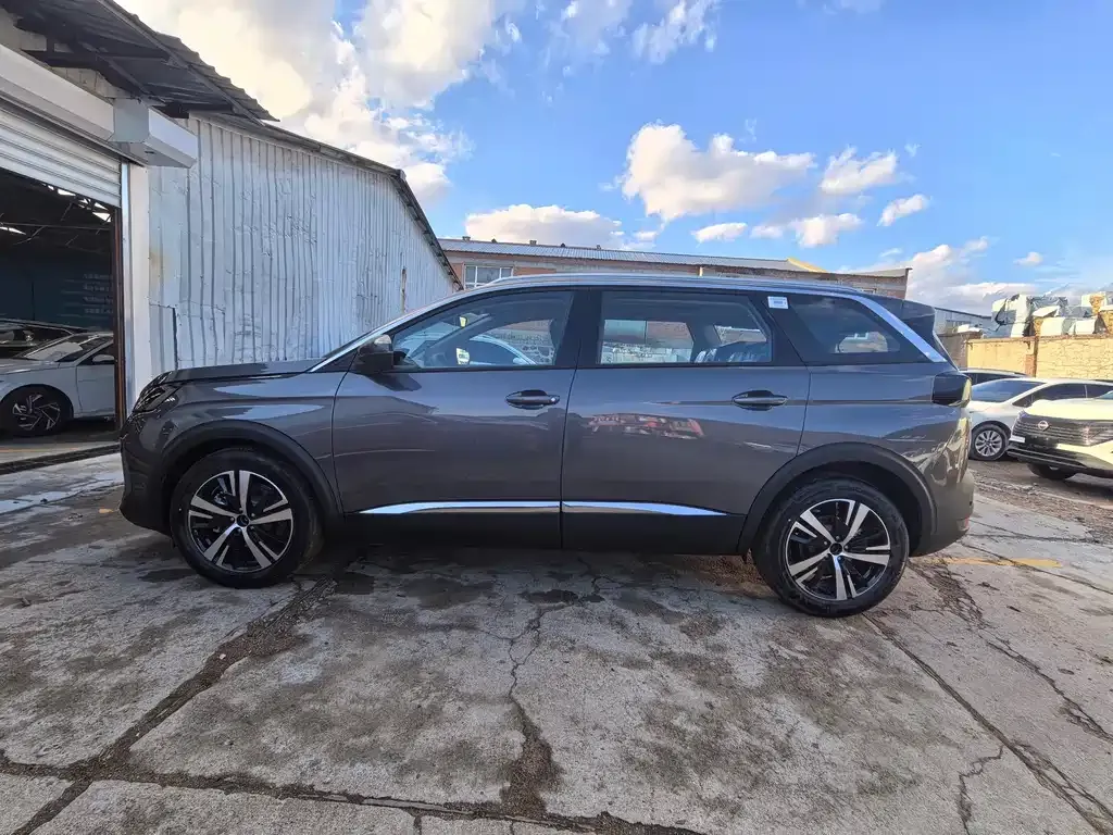 Peugeot 5008 2026 из CN, фото 4