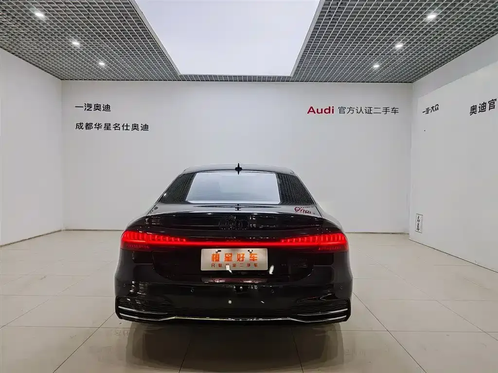 Audi A7L — фото 9