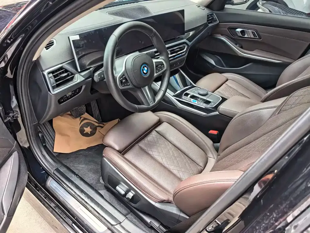 BMW i3 — фото 9