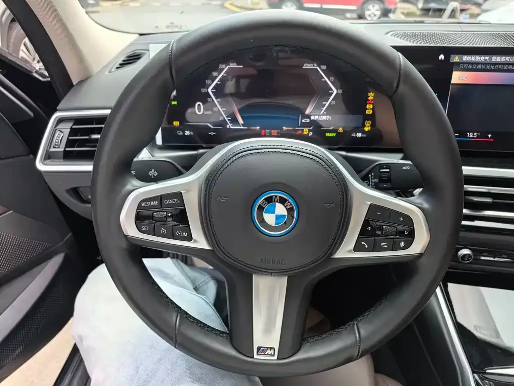 BMW i3 — фото 10
