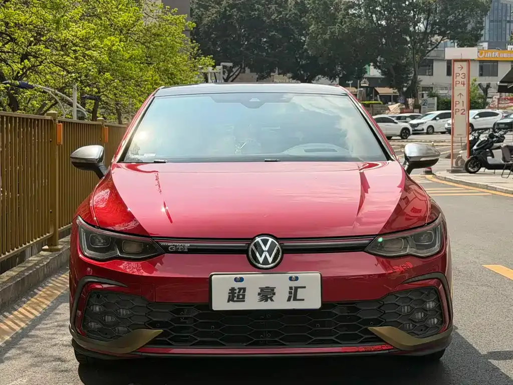 Volkswagen Golf GTI — фото 3