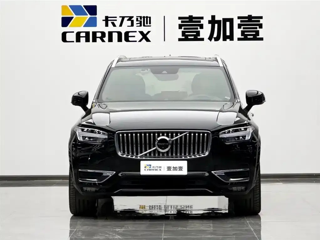 Volvo XC90 — фото 6