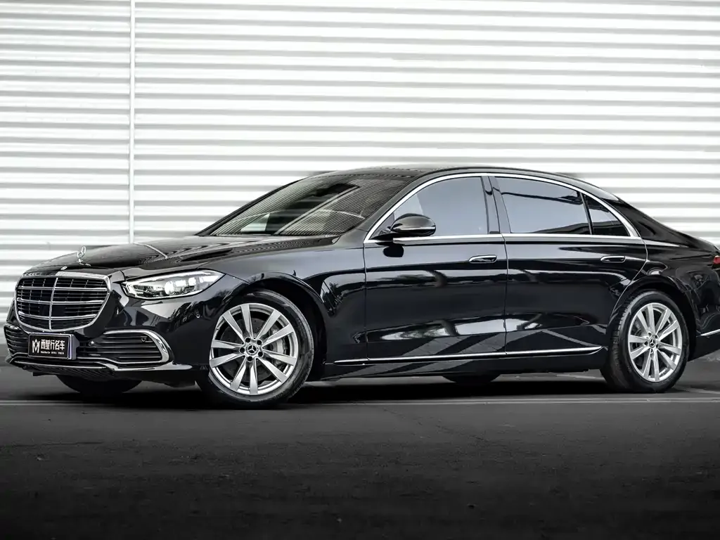 Mercedes-Benz S-Class — фото 1