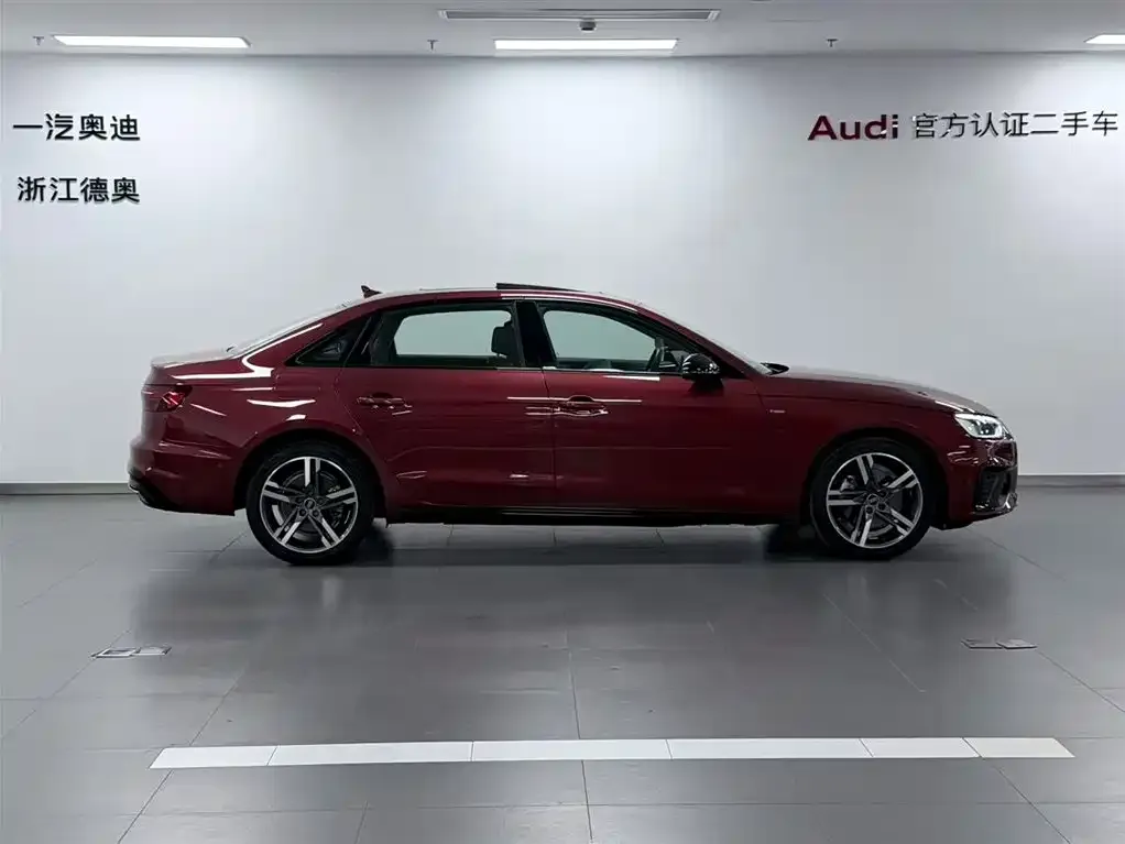 Audi A4L — фото 2