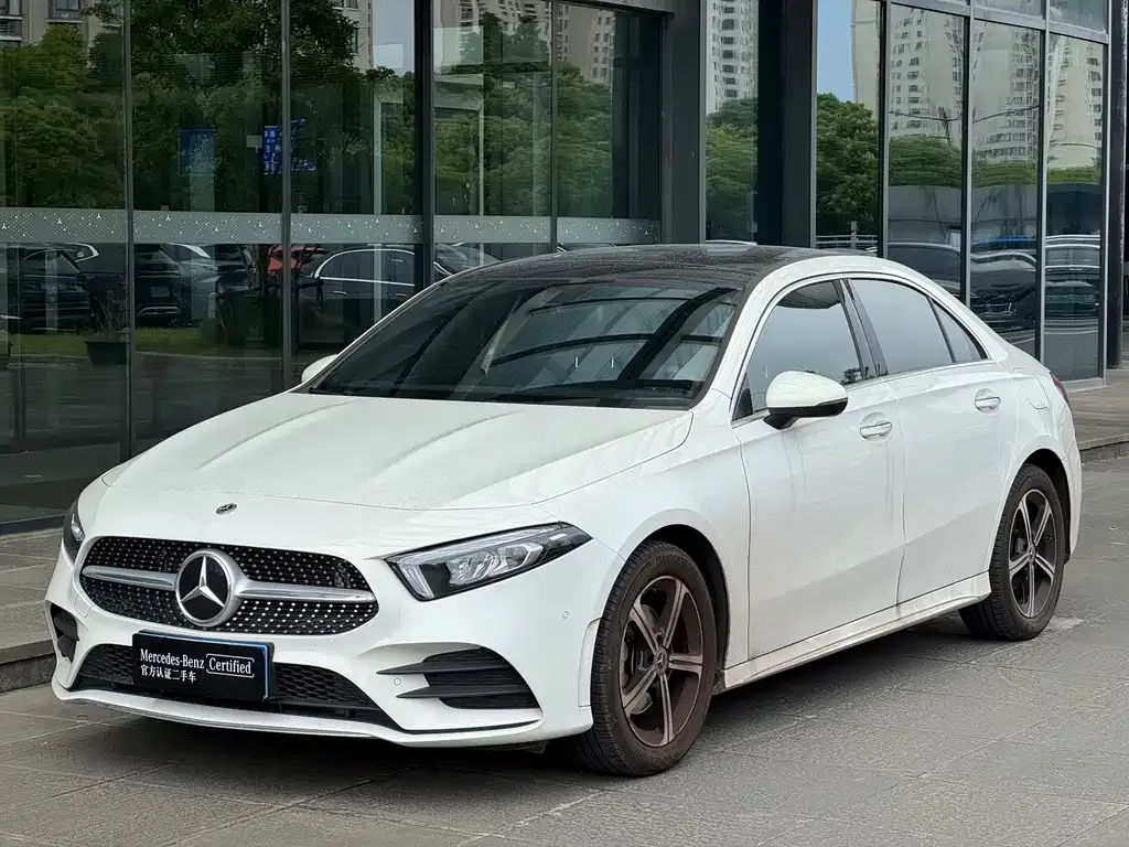 Mercedes-Benz A-Class — фото 1