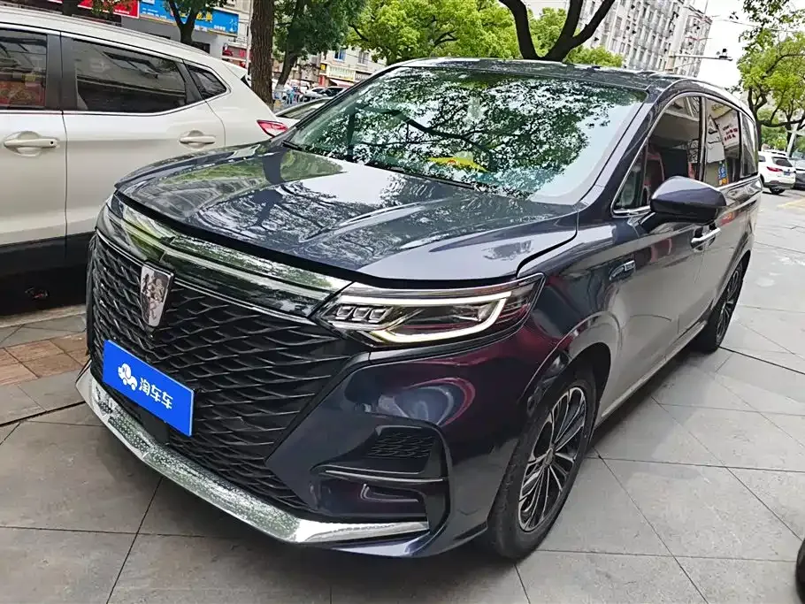 Roewe iMAX8 — фото 1