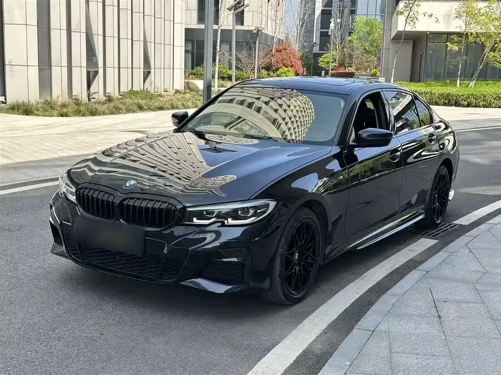 BMW 3 Series — фото 1