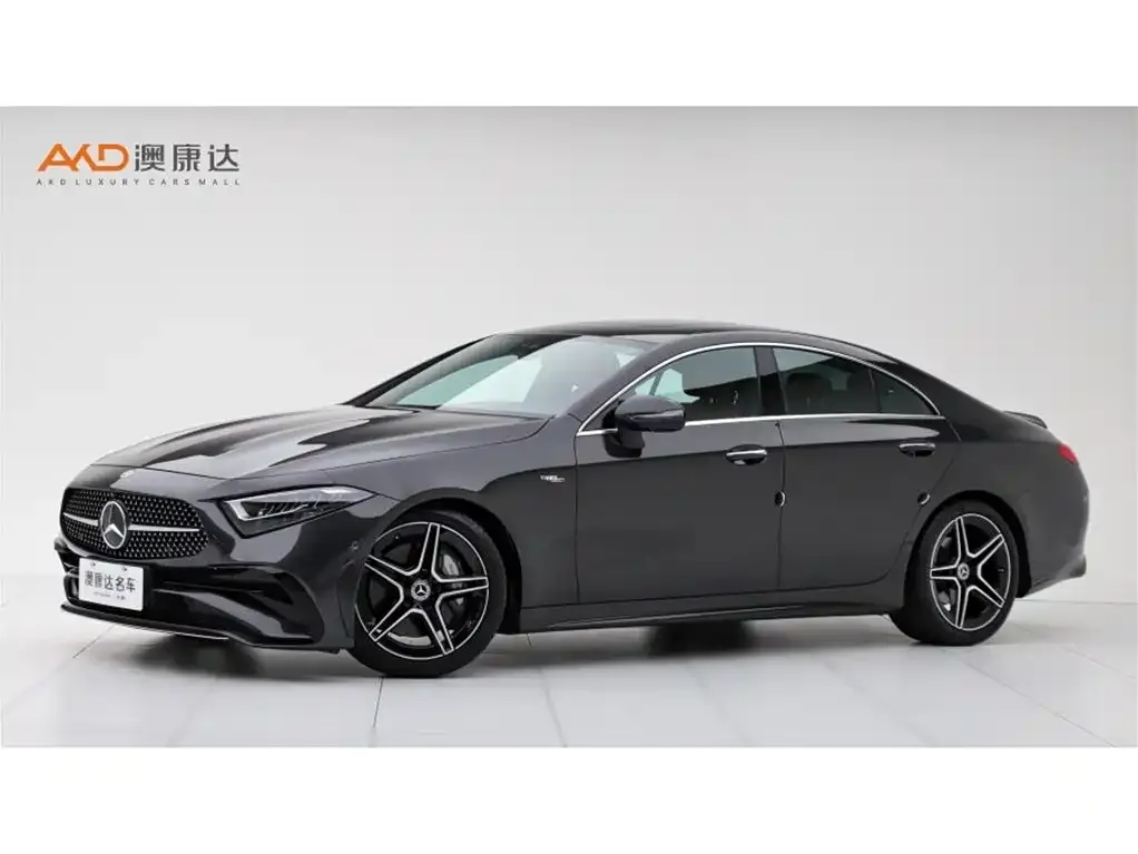 Mercedes-Benz CLS — фото 1