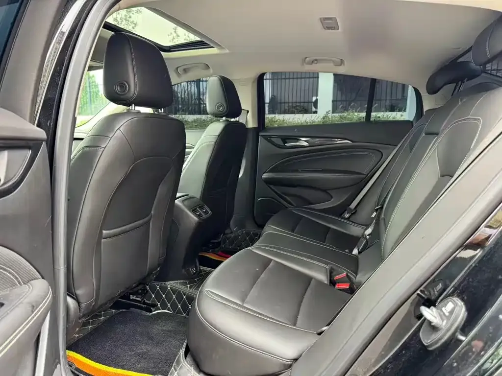 Buick Regal — фото 2
