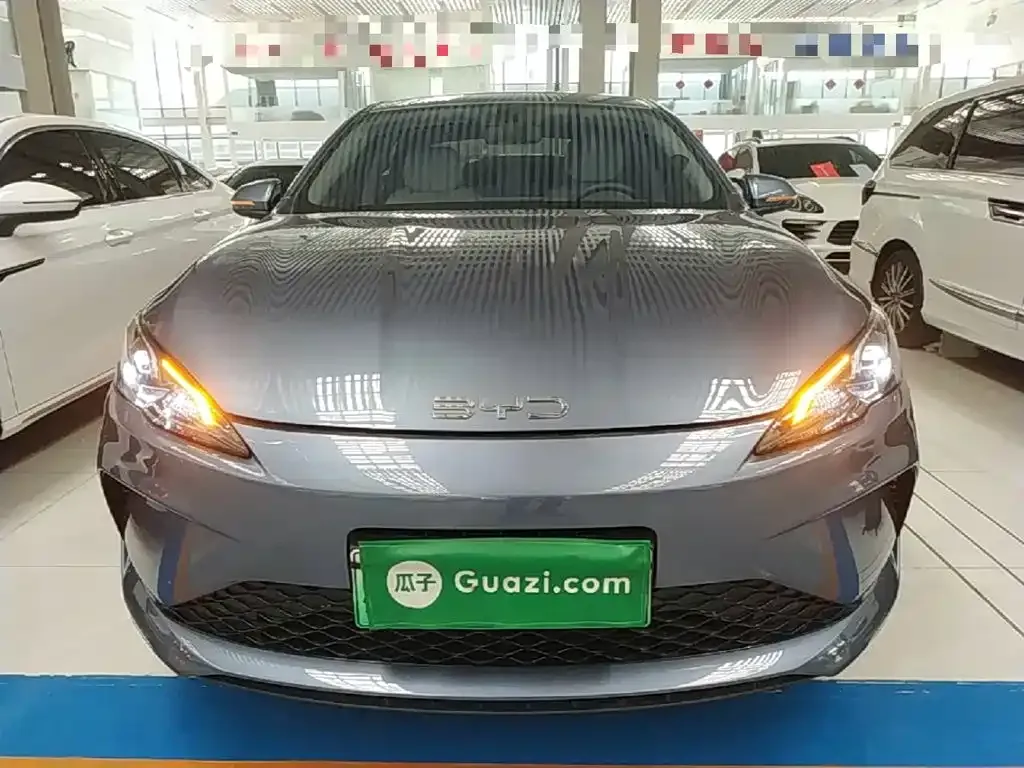 BYD Seal 05 DM-i — фото 8