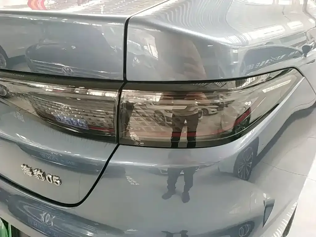 BYD Seal 05 DM-i — фото 9