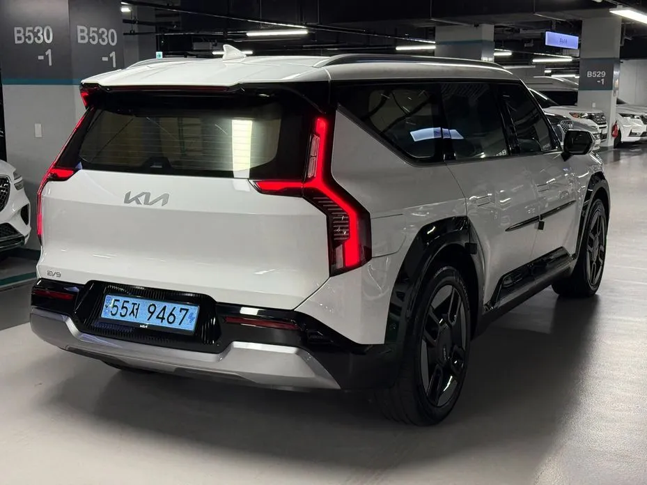 Kia EV9 2024 из KR, фото 9