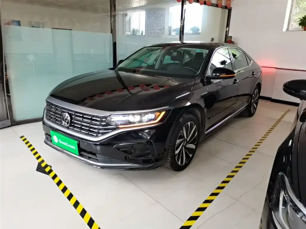 Volkswagen Passat — фото 7