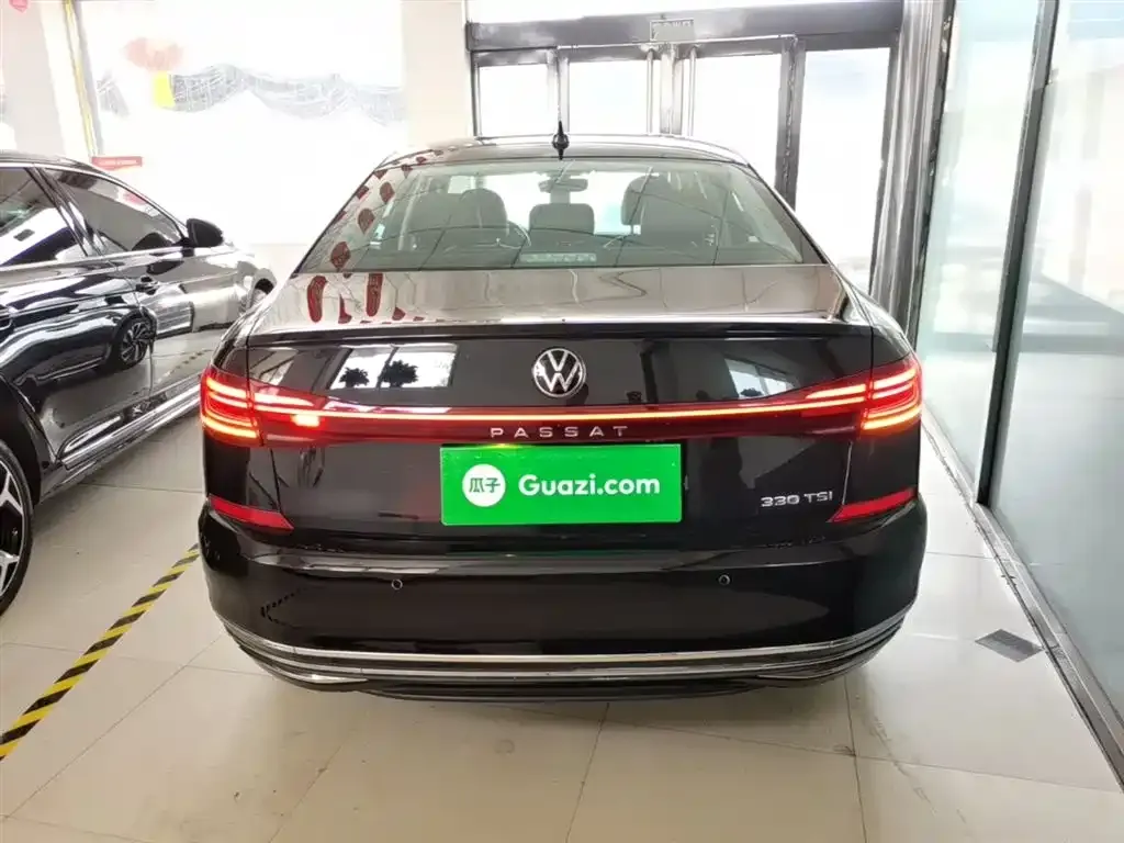 Volkswagen Passat — фото 6