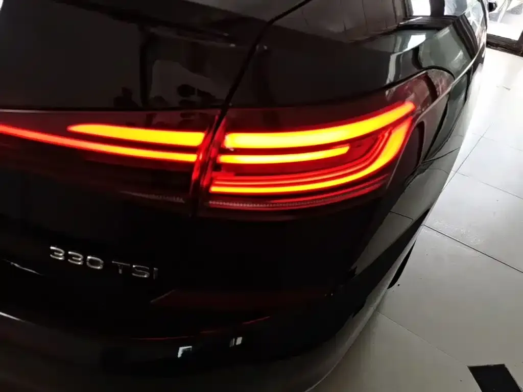 Volkswagen Passat — фото 4
