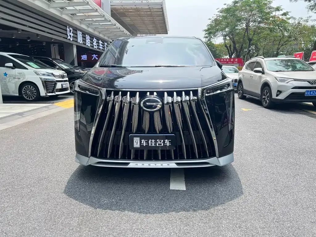 GAC Motor Trumpchi M8 — фото 1