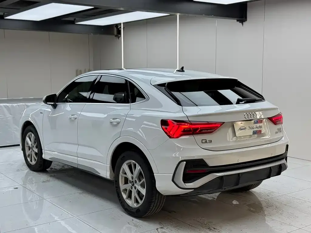 Audi Q3 Sportback 2022 из CN, фото 4