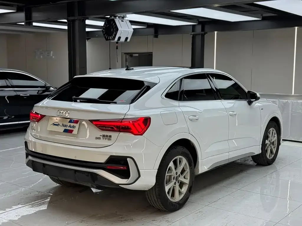 Audi Q3 Sportback 2022 из CN, фото 9