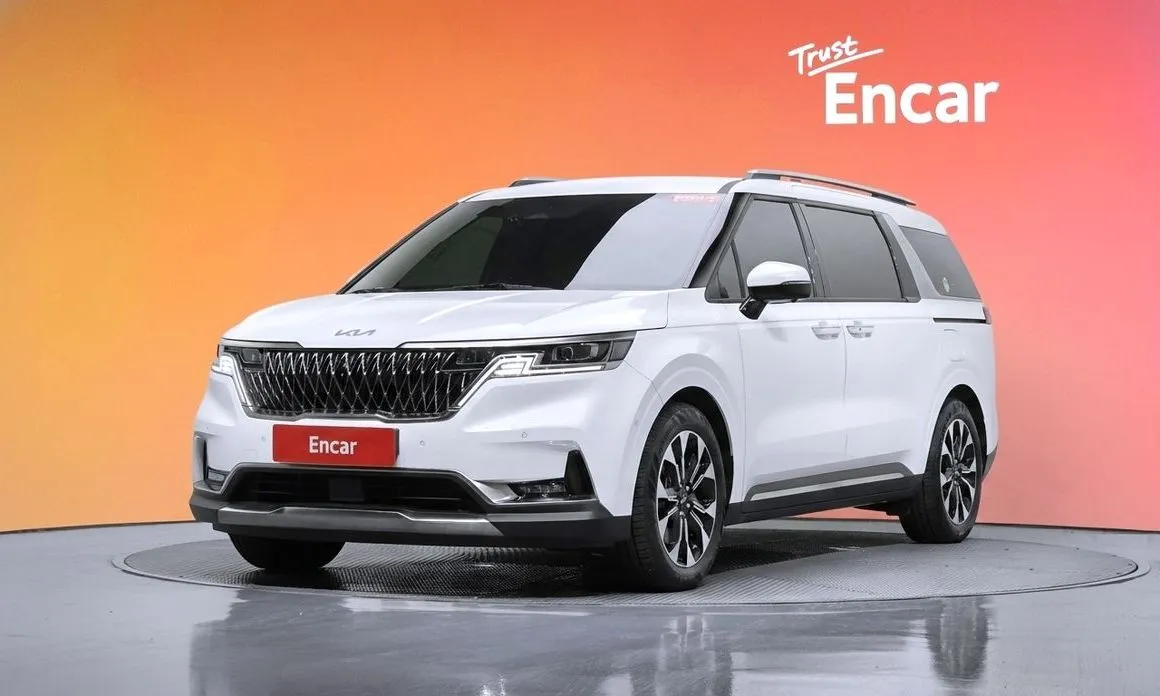 Kia Carnival 2023 из KR, фото 1