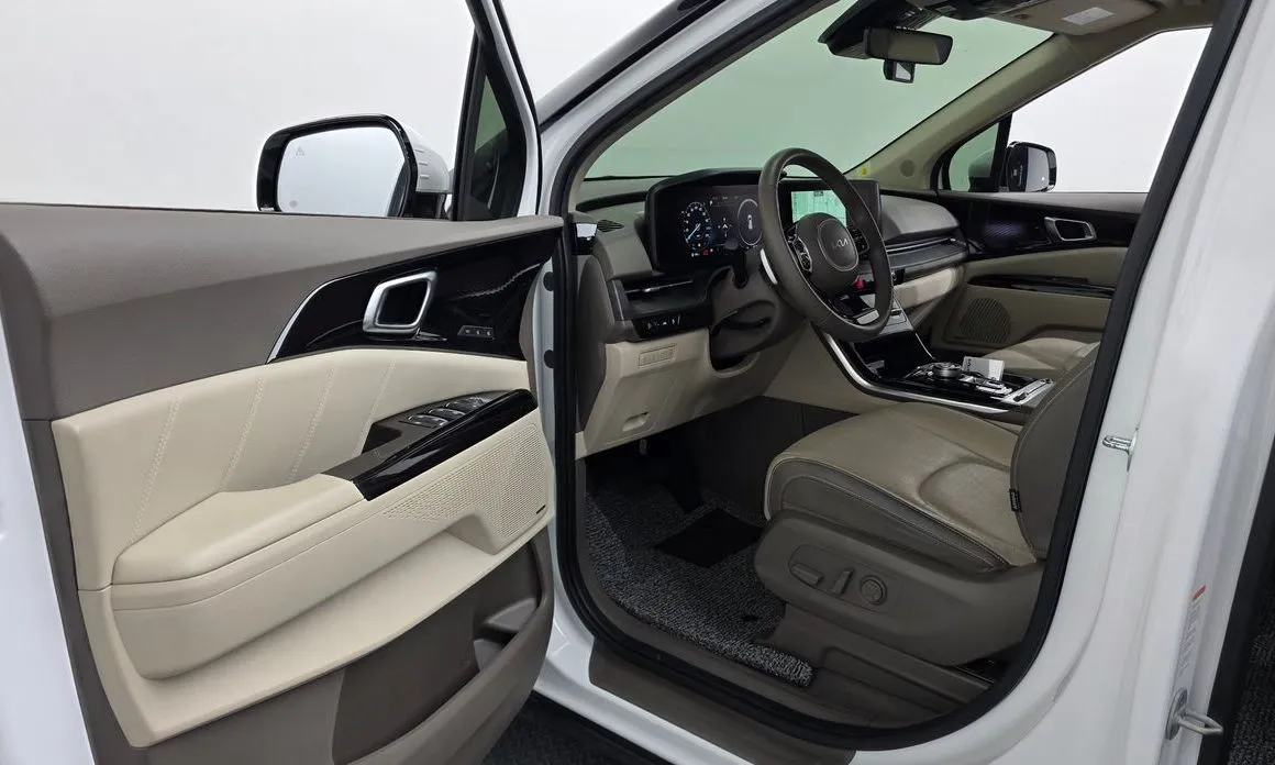 Kia Carnival 2023 из KR, фото 7