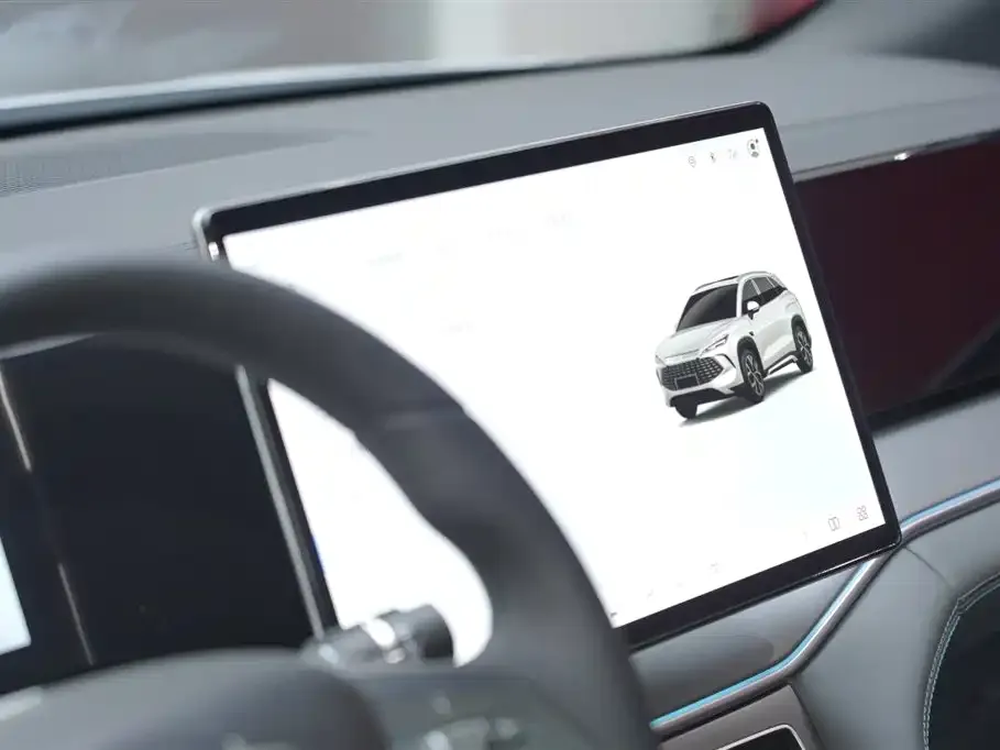 BYD L DM-i — фото 6