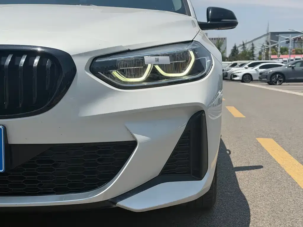 BMW 1 Series 2023 из CN, фото 8