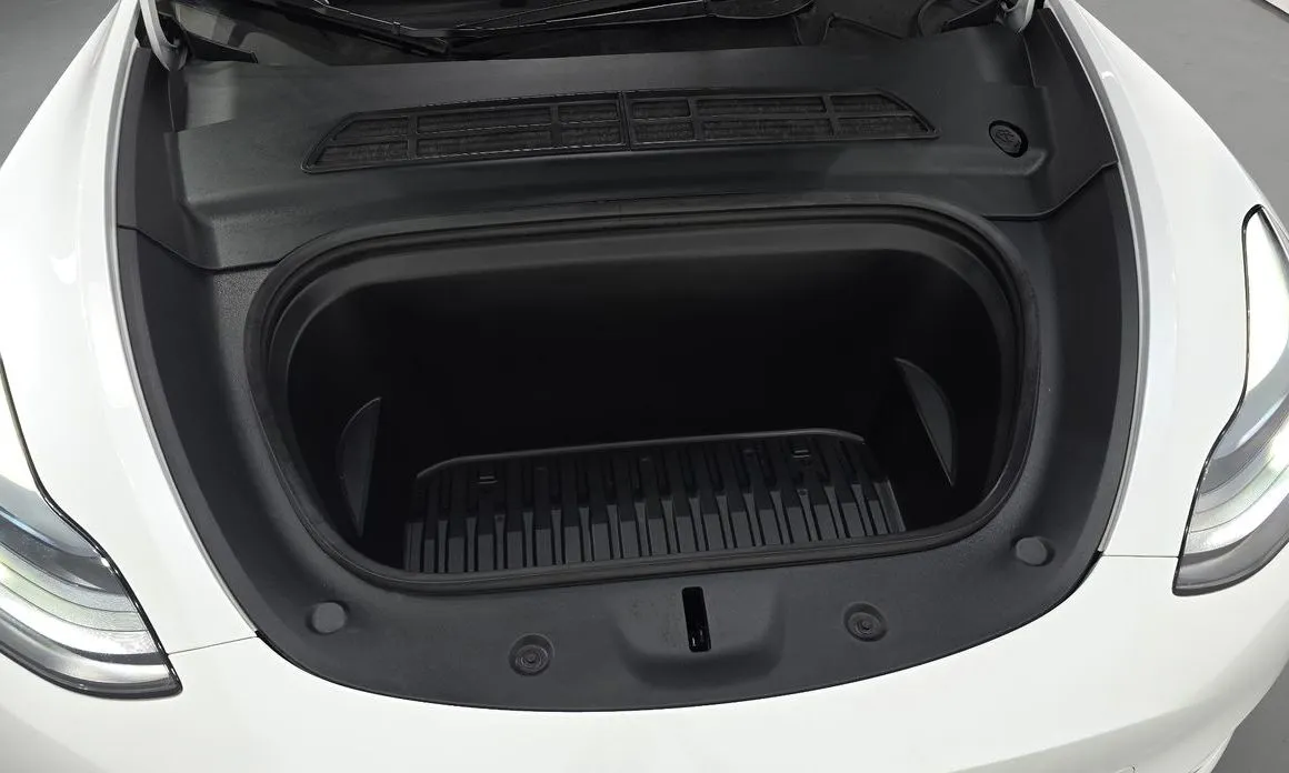 Tesla Model Y 2023 из KR, фото 8
