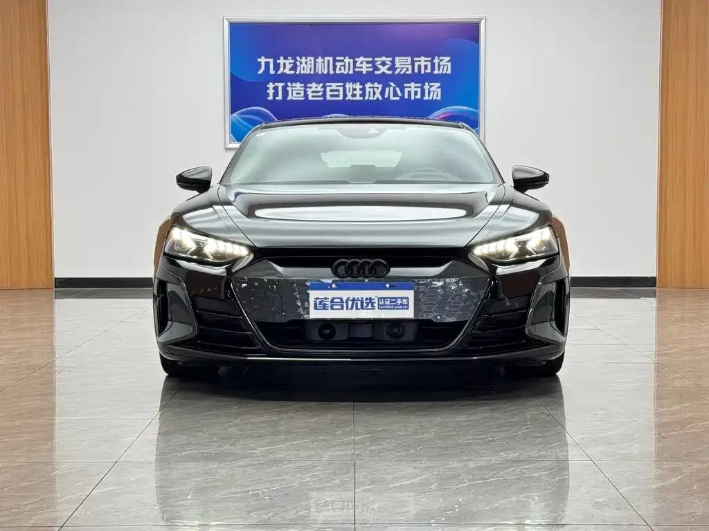 Audi RS e-tron GT 2023 из CN, фото 10