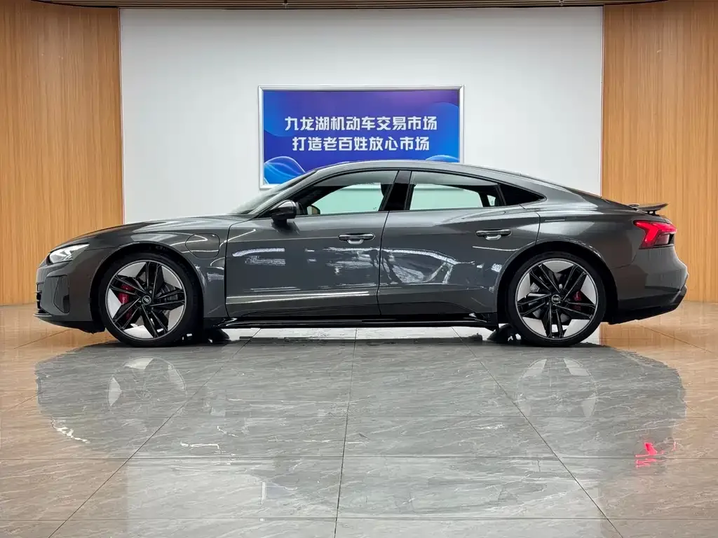 Audi RS e-tron GT 2023 из CN, фото 5
