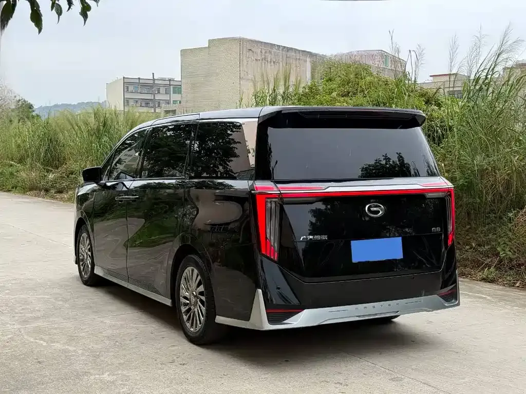 GAC Motor Trumpchi M8 — фото 9