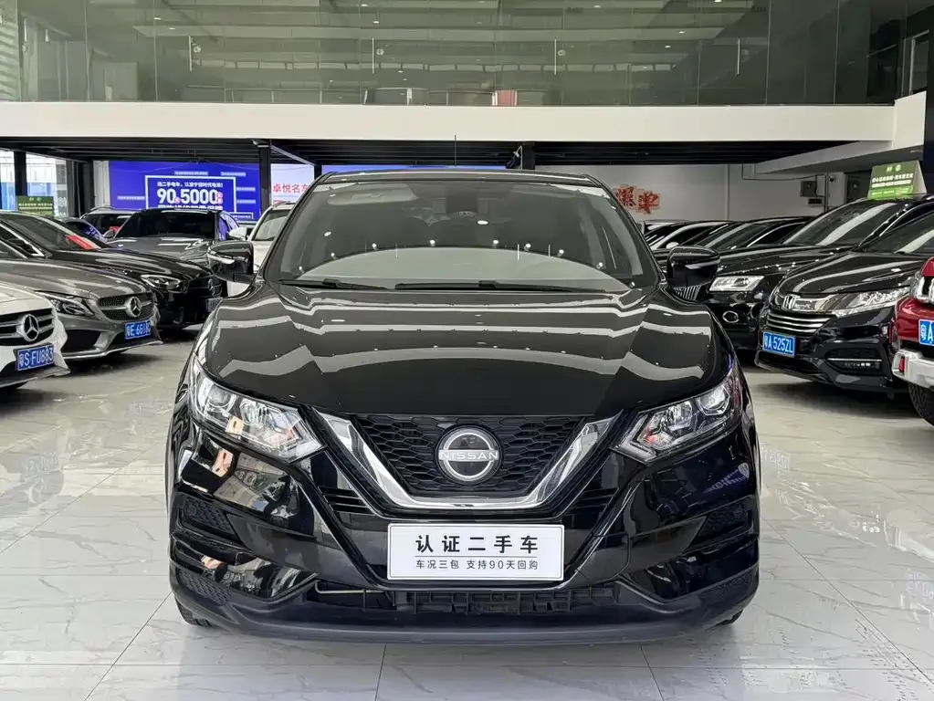 Nissan Qashqai — фото 5