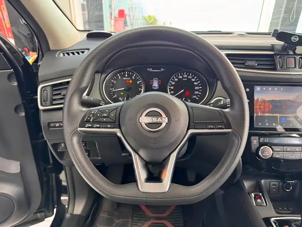 Nissan Qashqai — фото 4