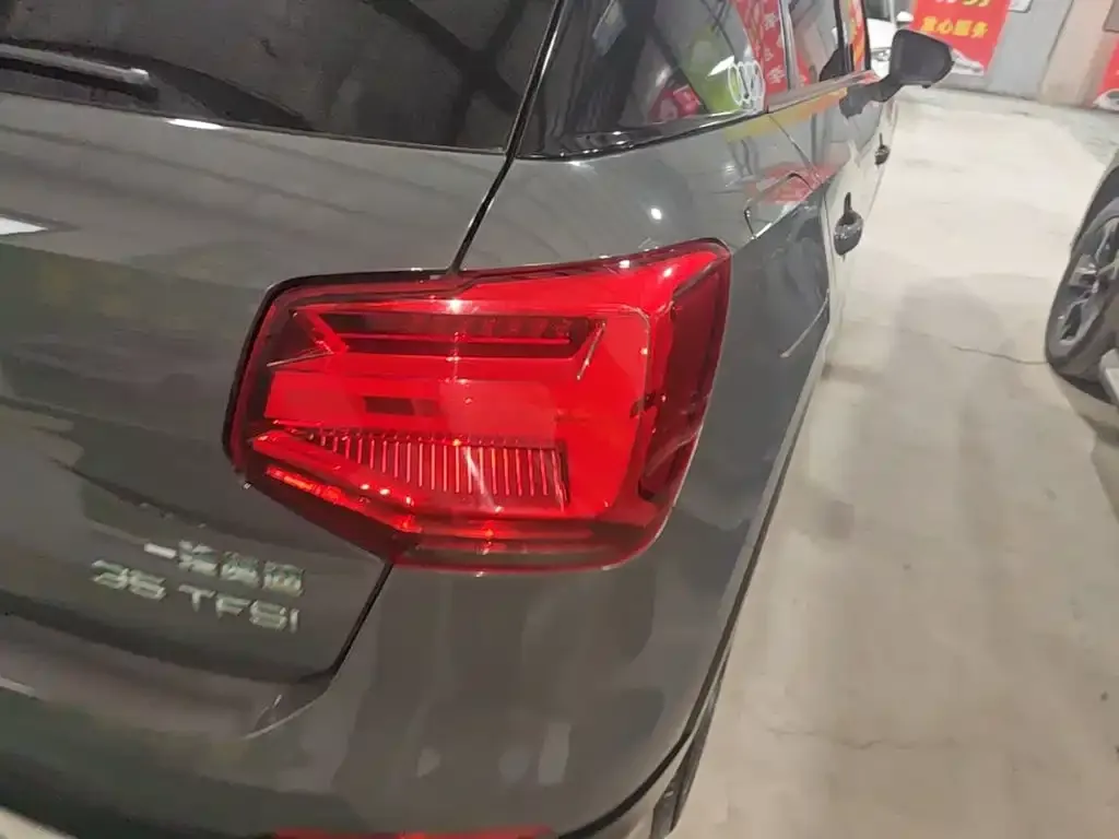 Audi Q2L 2021 из CN, фото 5
